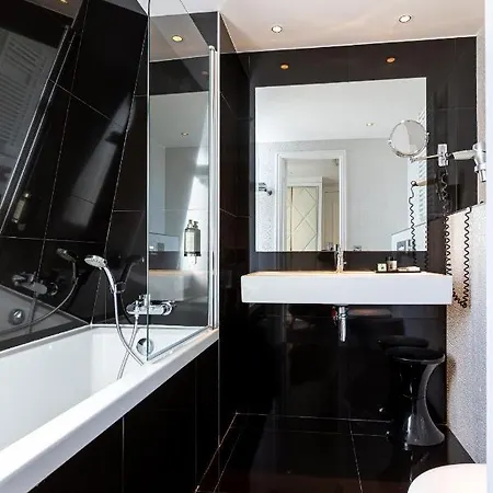 Diva Opera Hotel 4*