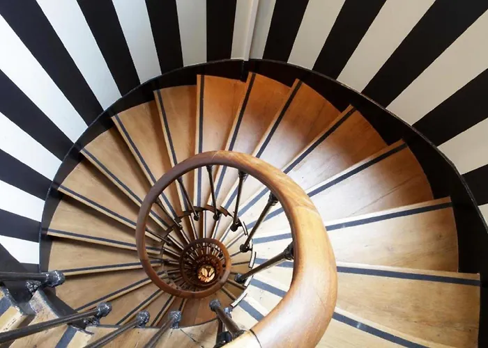 Отель Diva Opera